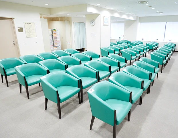 待合室(定席制)